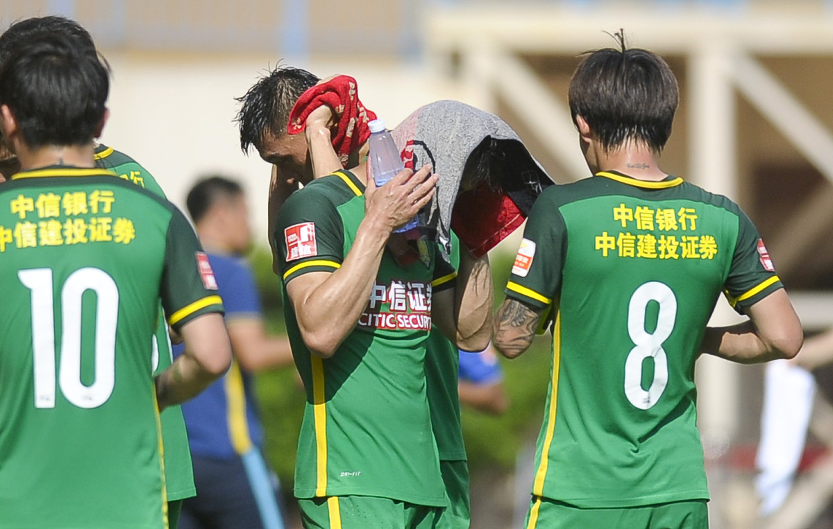 尼斯发布备战花絮,冲刺阶段门线救险,欧篮联任务艰巨,资深球员宣示担当(斯大林模式的评价积极消极) 尼斯发布备战花絮,冲刺阶段门线救险,欧篮联任务艰巨,资深球员宣示担当(斯大林模式的评价积极消极)